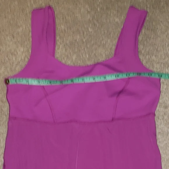 Lululemon Tank Top with a cinched waist - Picture 12 of 13